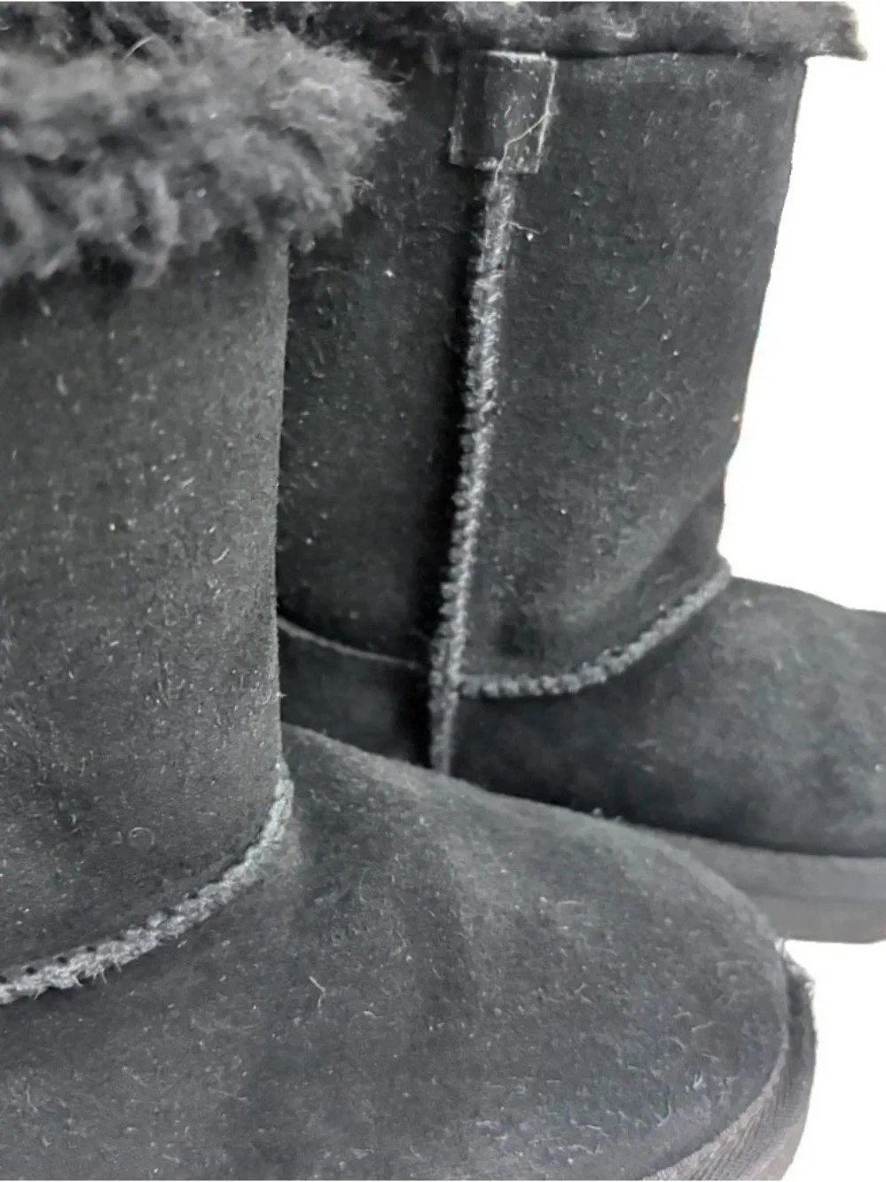 UGG Kids Bailey Bow Iridescent Boots Black Size 1 Toddler 1153634K Front Wear